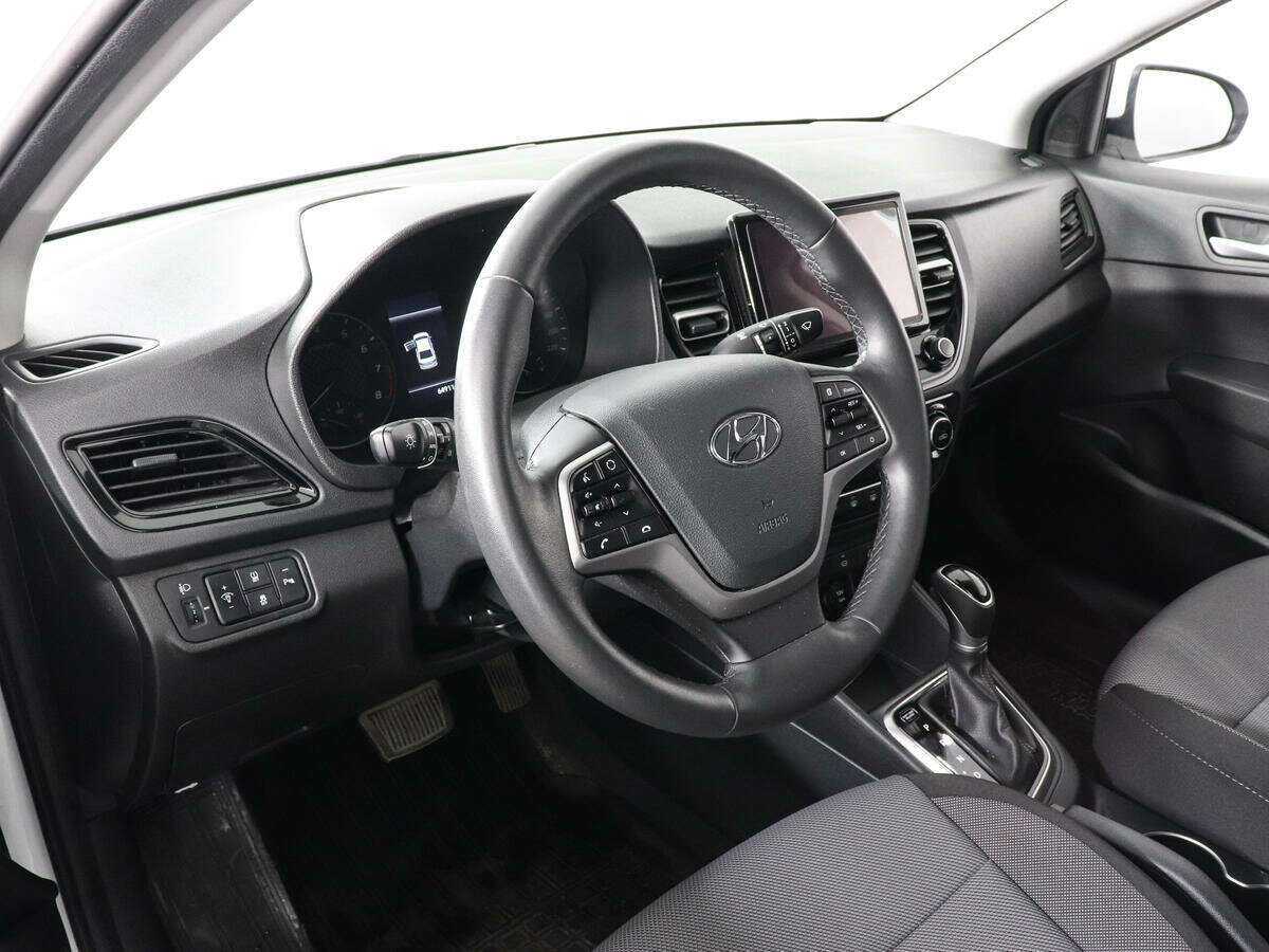 Hyundai Solaris б/у, 2020, Автоматическая. Фото: #8