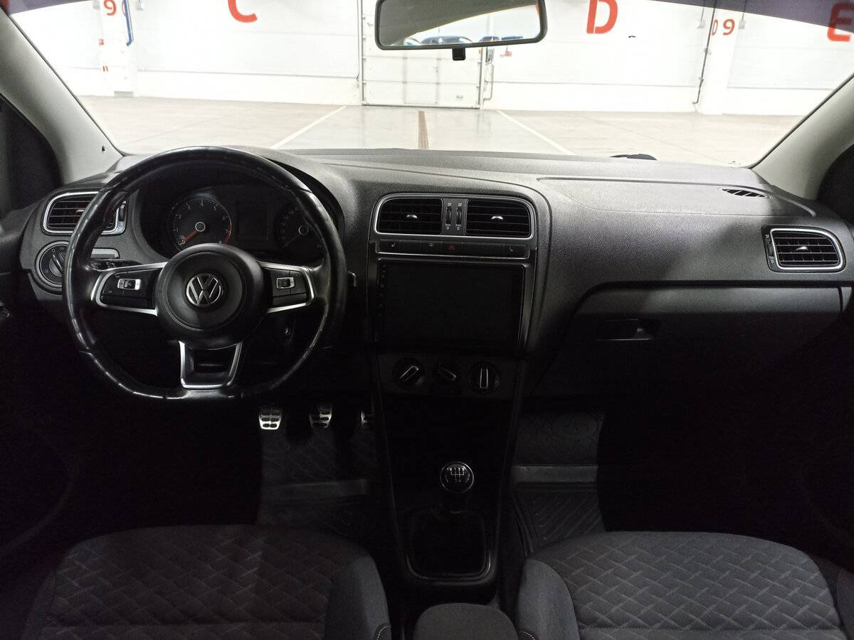 Volkswagen Polo б/у, 2018, Механическая. Фото: #13
