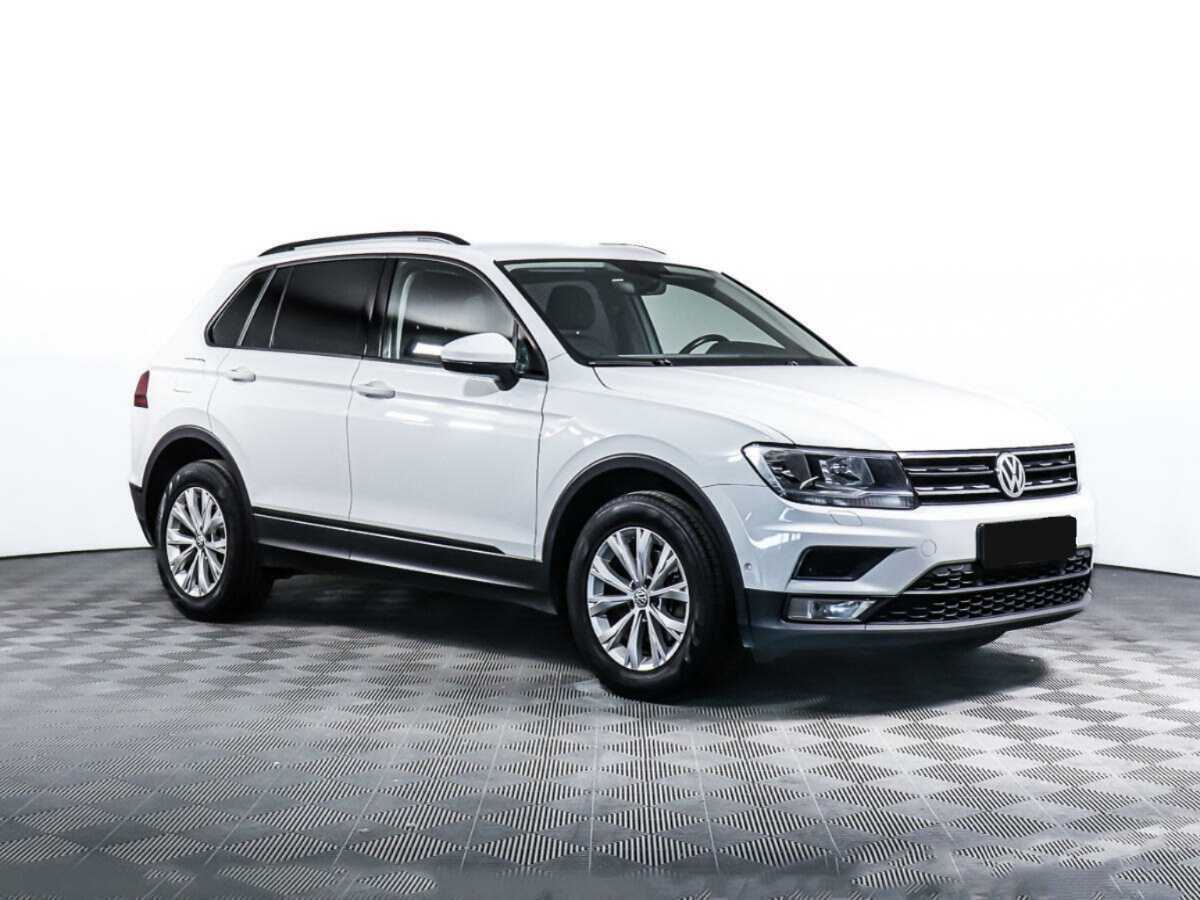 Volkswagen Tiguan б/у, 2017, Роботизированная. Фото: #2