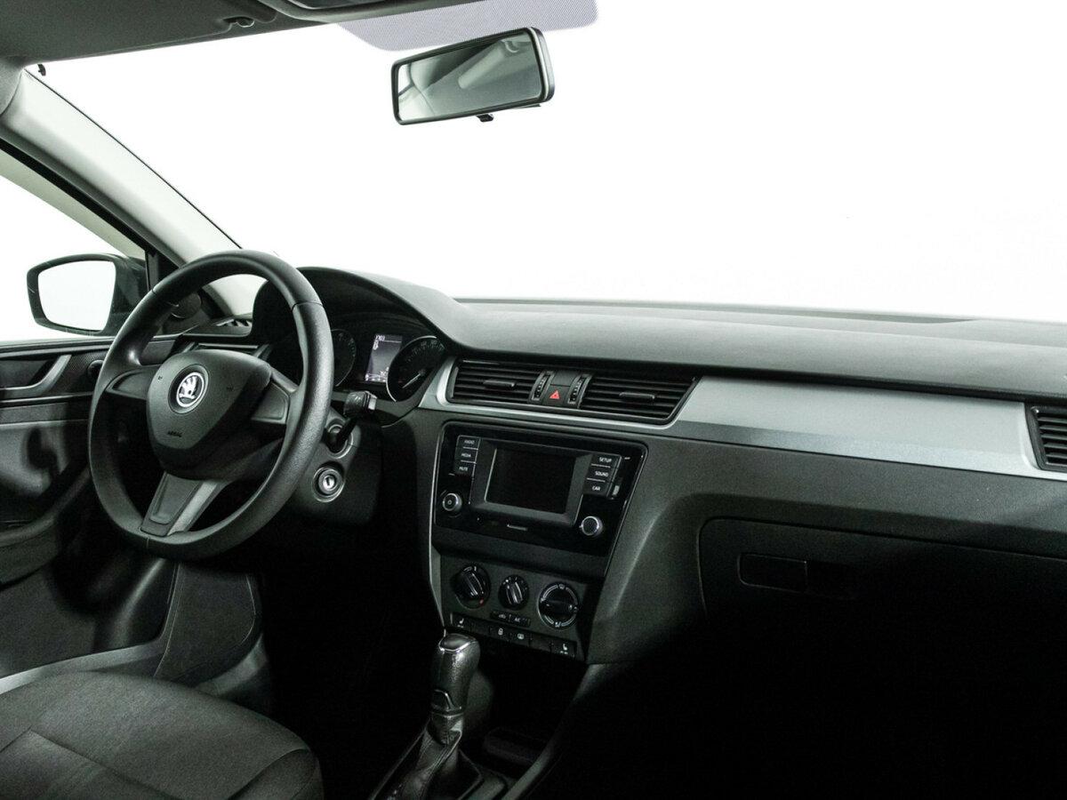 Skoda Rapid б/у, 2015, Автоматическая. Фото: #8