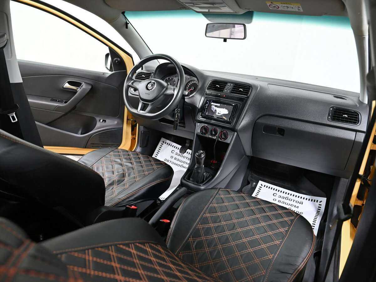 Volkswagen Polo б/у, 2017, Механическая. Фото: #7