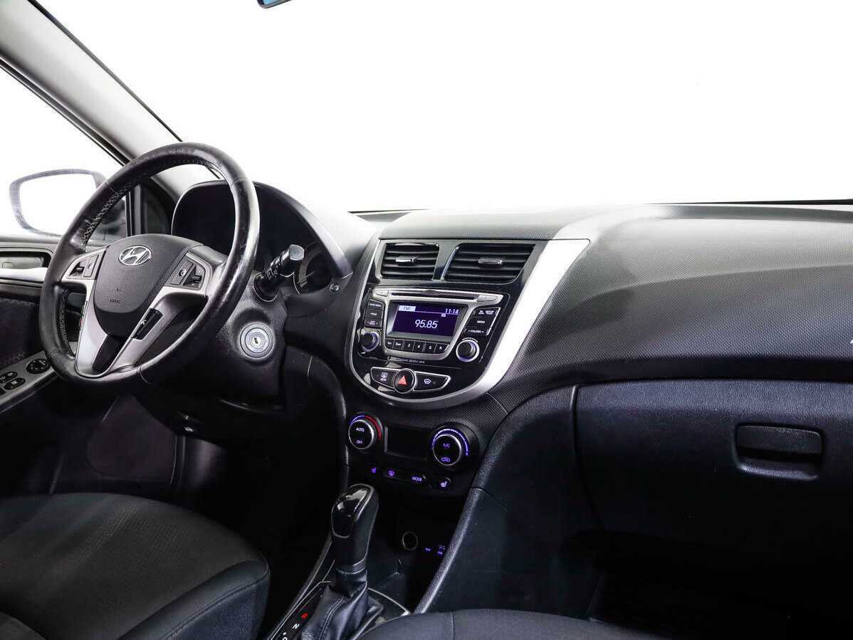 Hyundai Solaris б/у, 2015, Автоматическая. Фото: #7