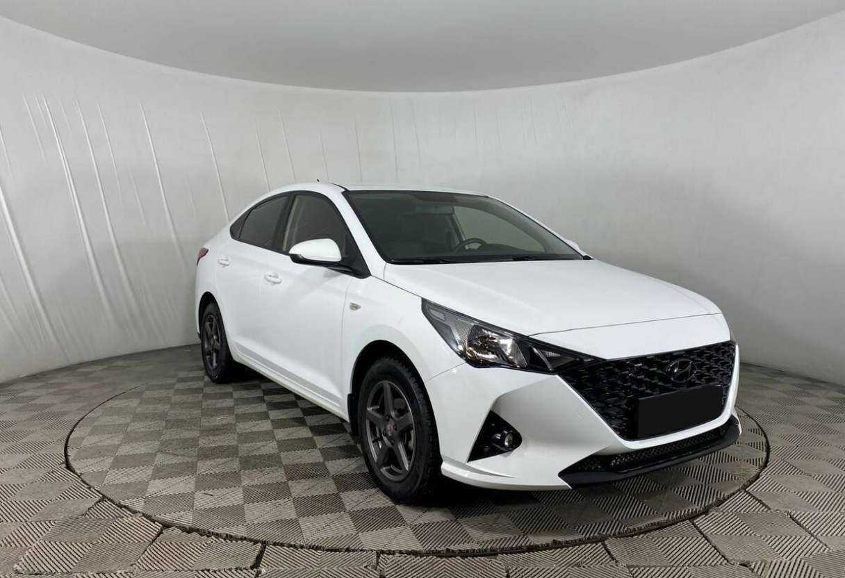Hyundai Solaris б/у, 2021, Автоматическая. Фото: #2