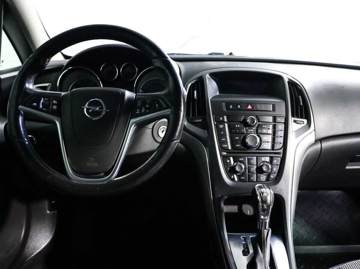 Opel Astra б/у, 2013, Автоматическая. Фото: #9