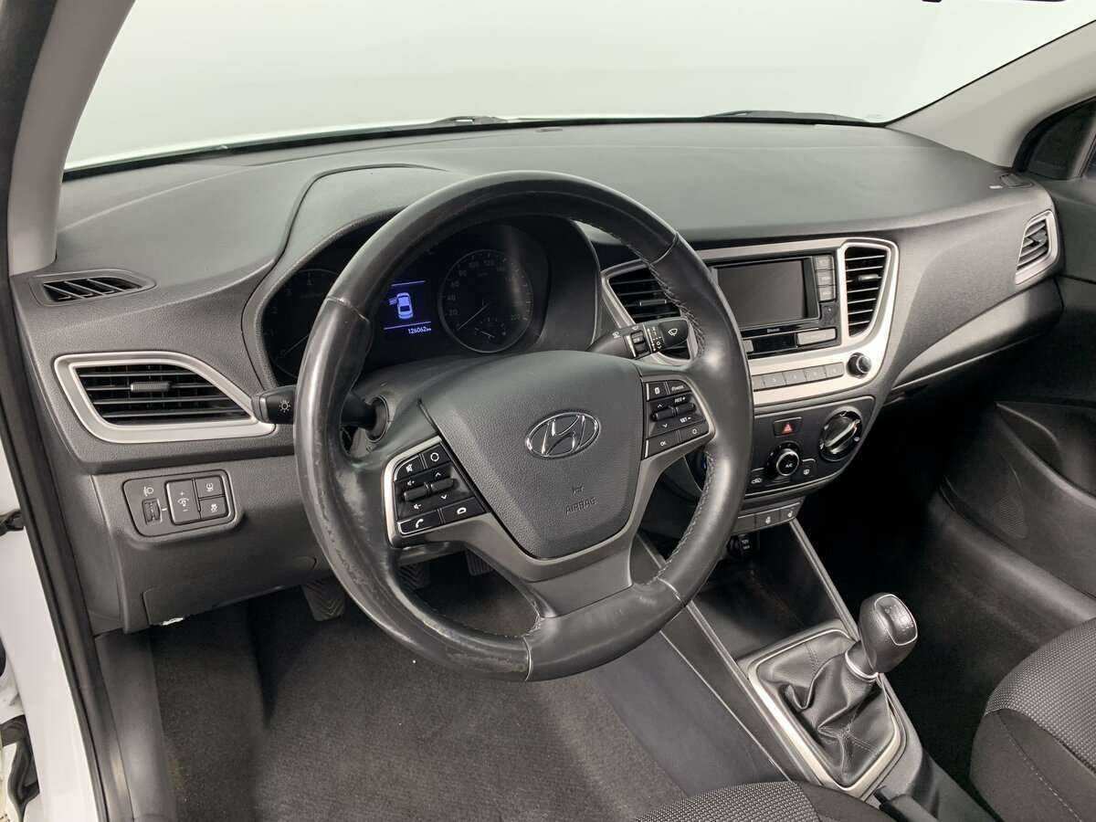 Hyundai Solaris б/у, 2019, Механическая. Фото: #16