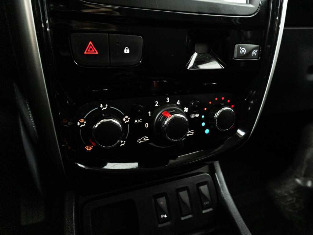 Nissan Terrano б/у, 2019, Механическая. Фото: #16