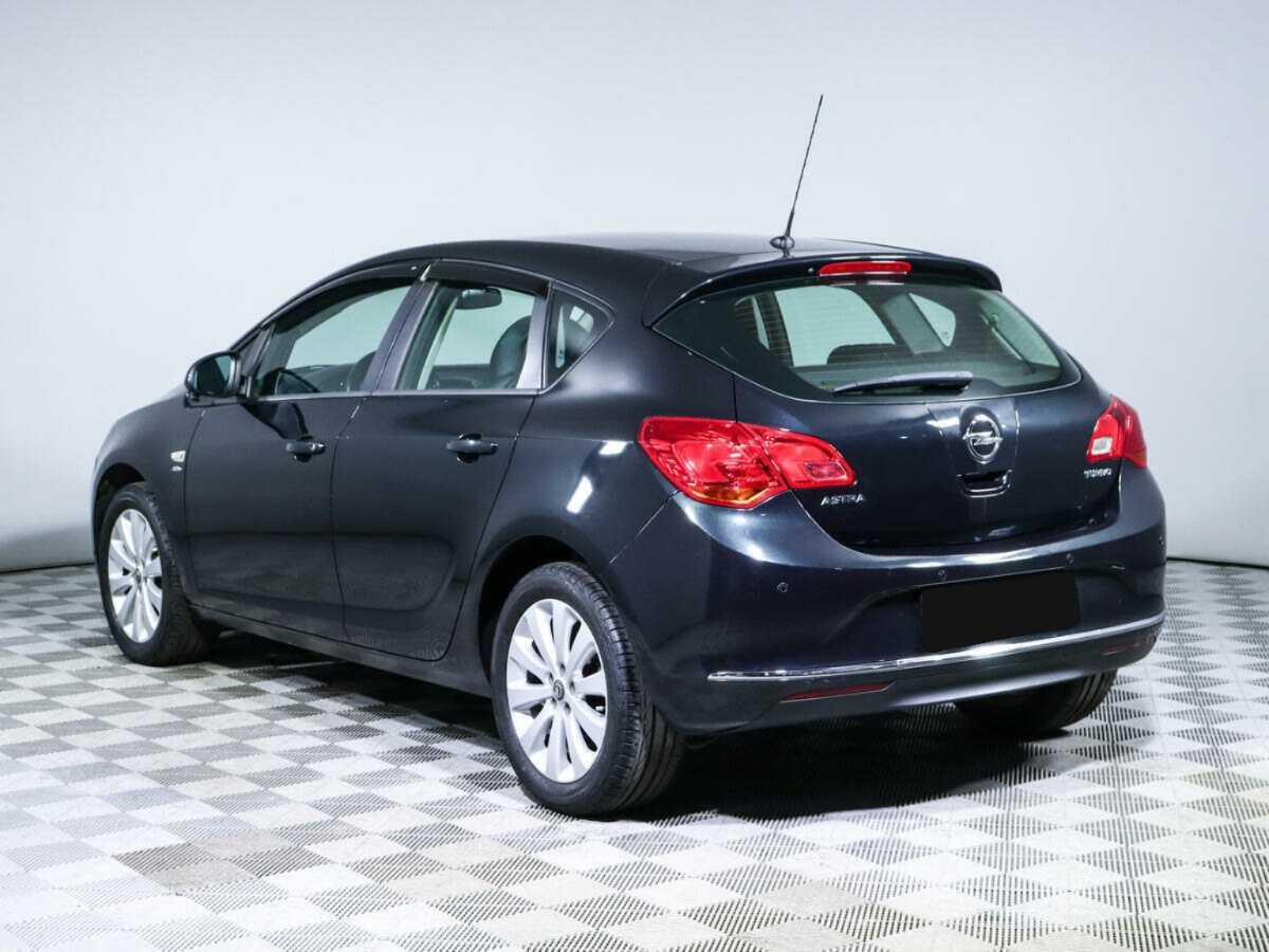 Opel Astra б/у, 2014, Автоматическая. Фото: #5