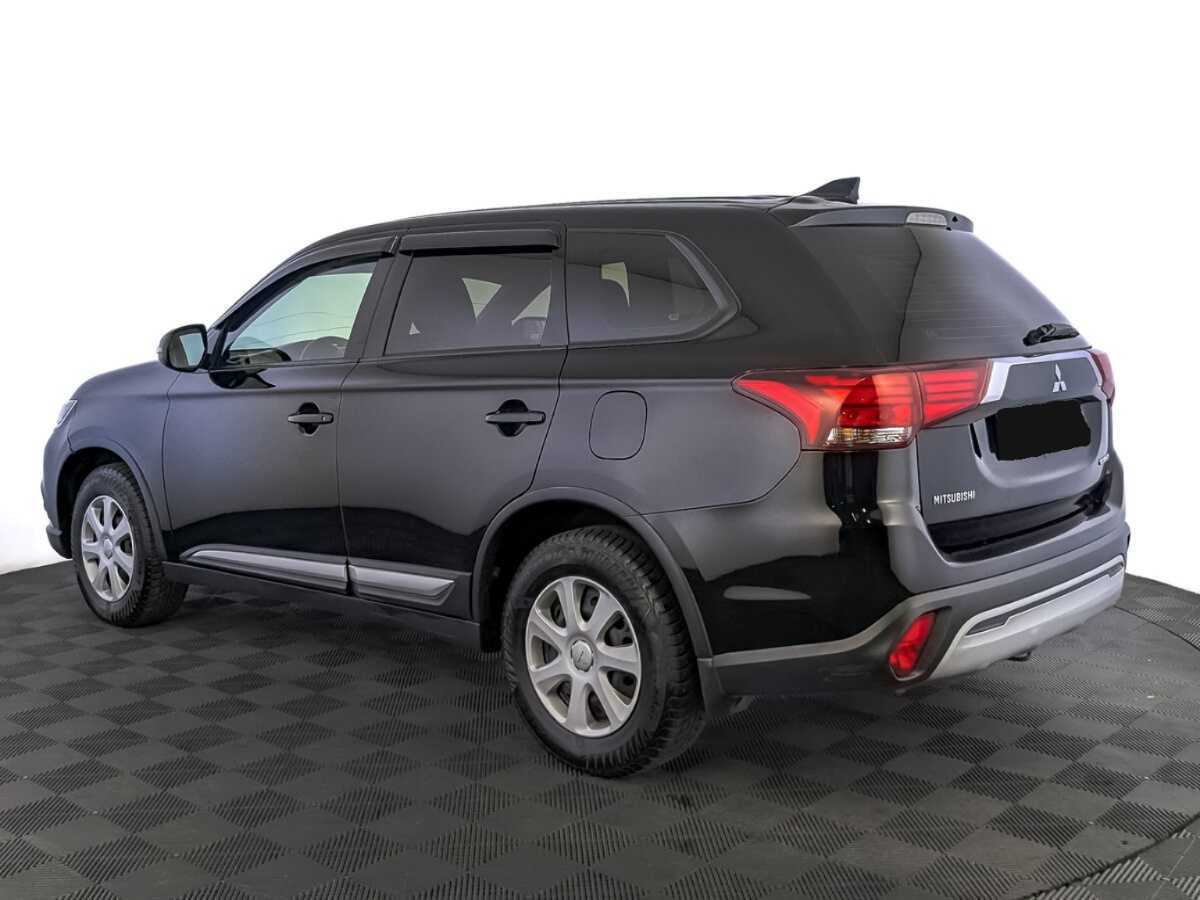 Mitsubishi Outlander б/у, 2018, Вариатор. Фото: #6