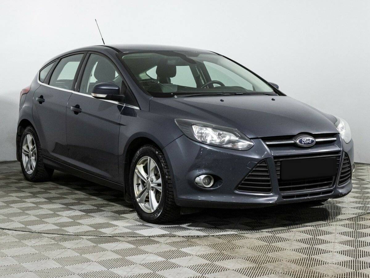 Ford Focus б/у, 2013, Механическая. Фото: #2