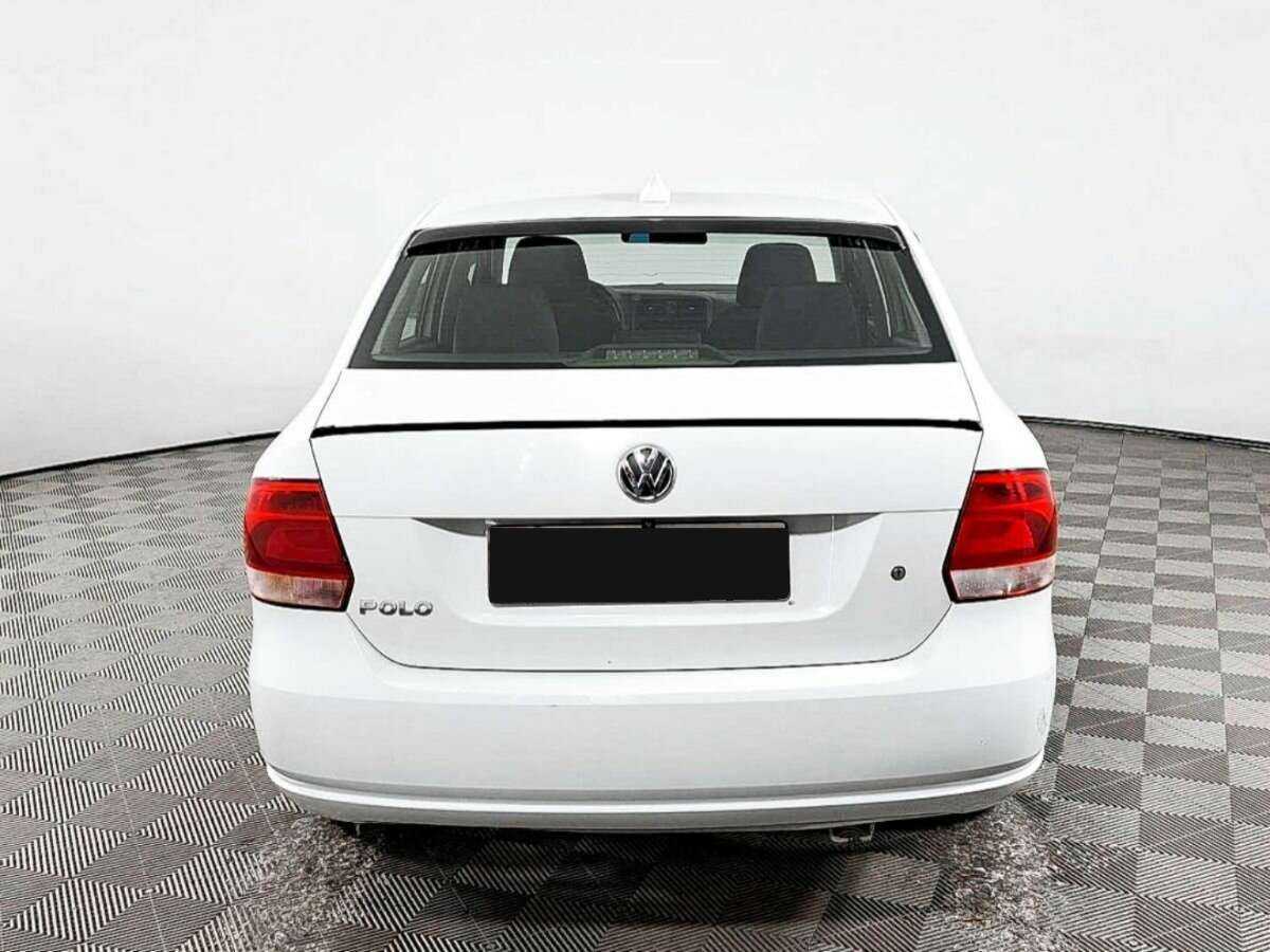Volkswagen Polo б/у, 2014, Механическая. Фото: #4