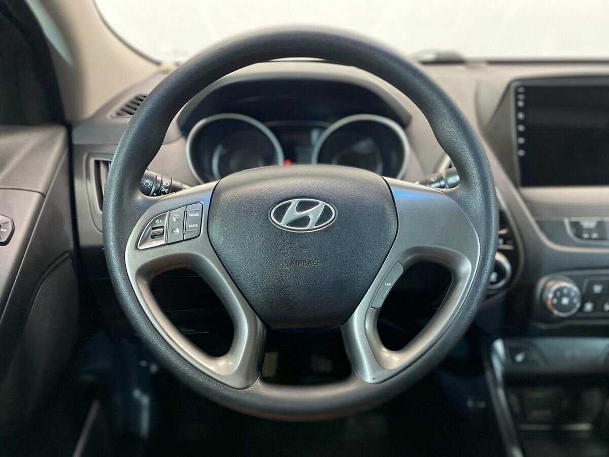 Hyundai ix35 б/у, 2014, Механическая. Фото: #9