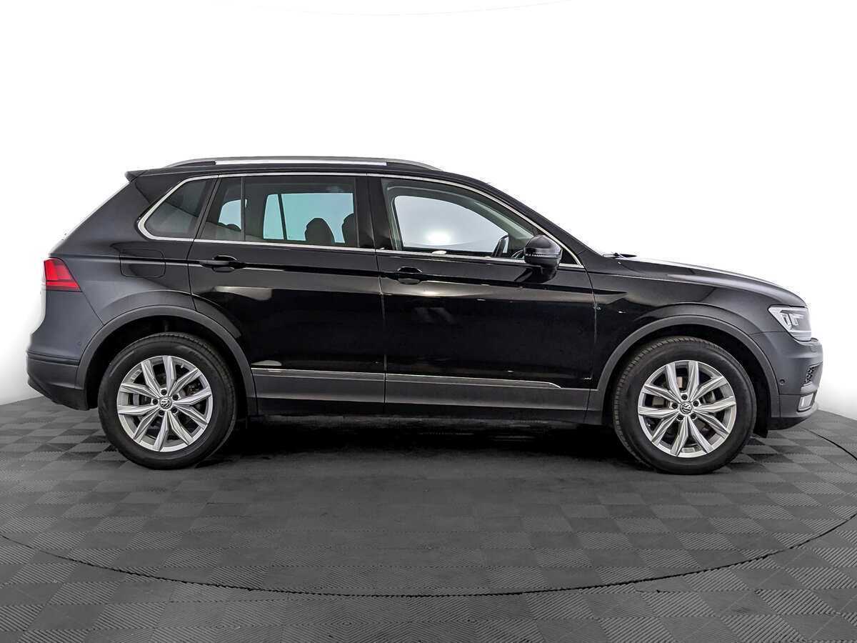 Volkswagen Tiguan б/у, 2020, Роботизированная. Фото: #3