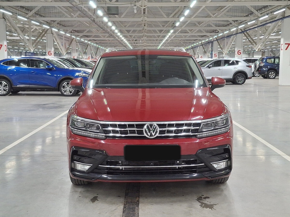 Volkswagen Tiguan б/у, 2018, Роботизированная. Фото: #1