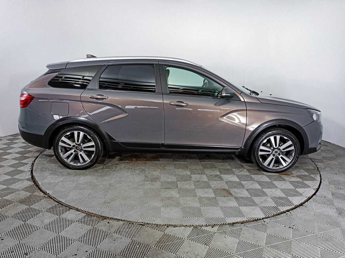 Lada (ВАЗ) Vesta б/у, 2017, Механическая. Фото: #3