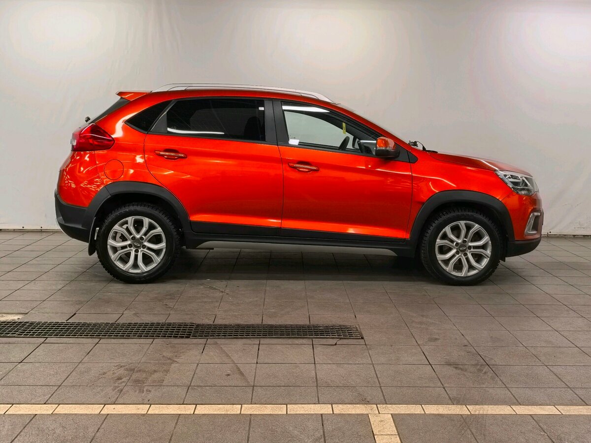 Chery Tiggo 2 б/у, 2017, Автоматическая. Фото: #2