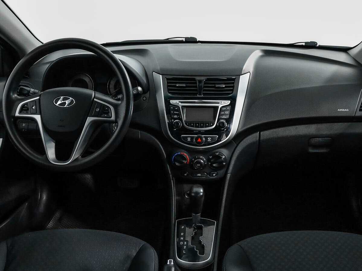 Hyundai Solaris б/у, 2014, Автоматическая. Фото: #11