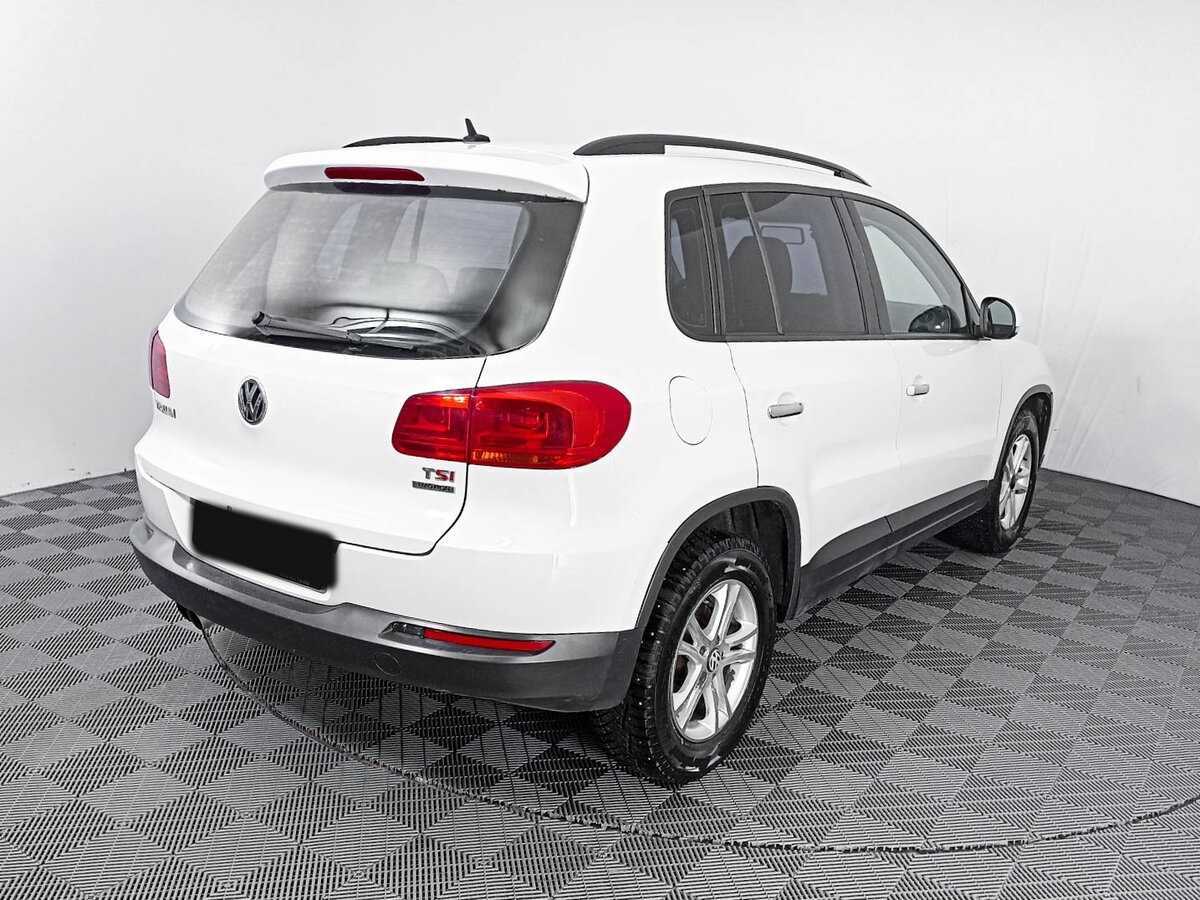 Volkswagen Tiguan б/у, 2013, Механическая. Фото: #4