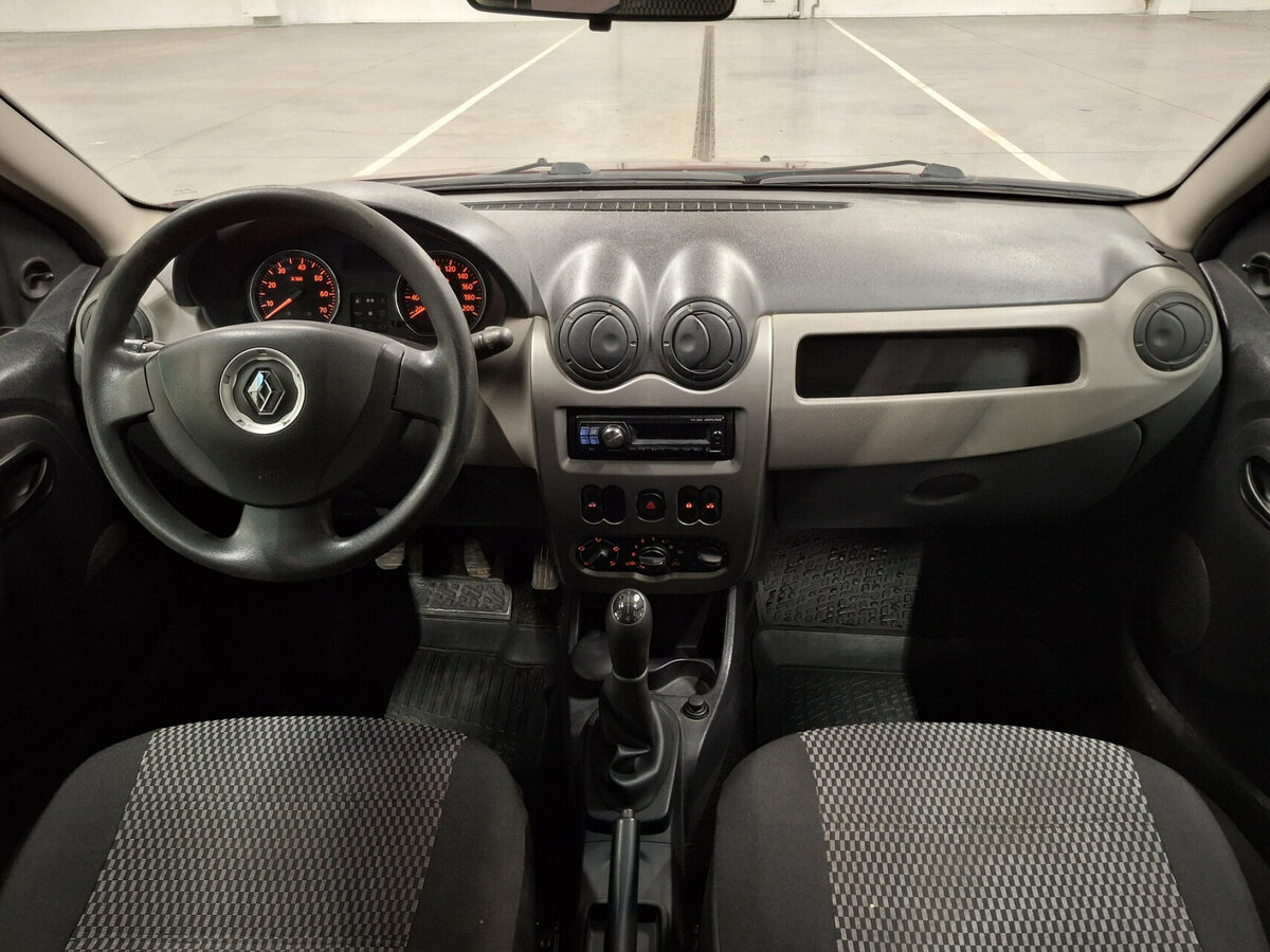 Renault Sandero б/у, 2014, Механическая. Фото: #13