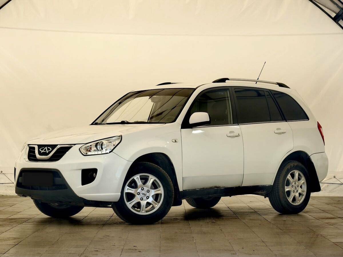Chery Tiggo (T11) б/у, 2015, Механическая. Фото: #0