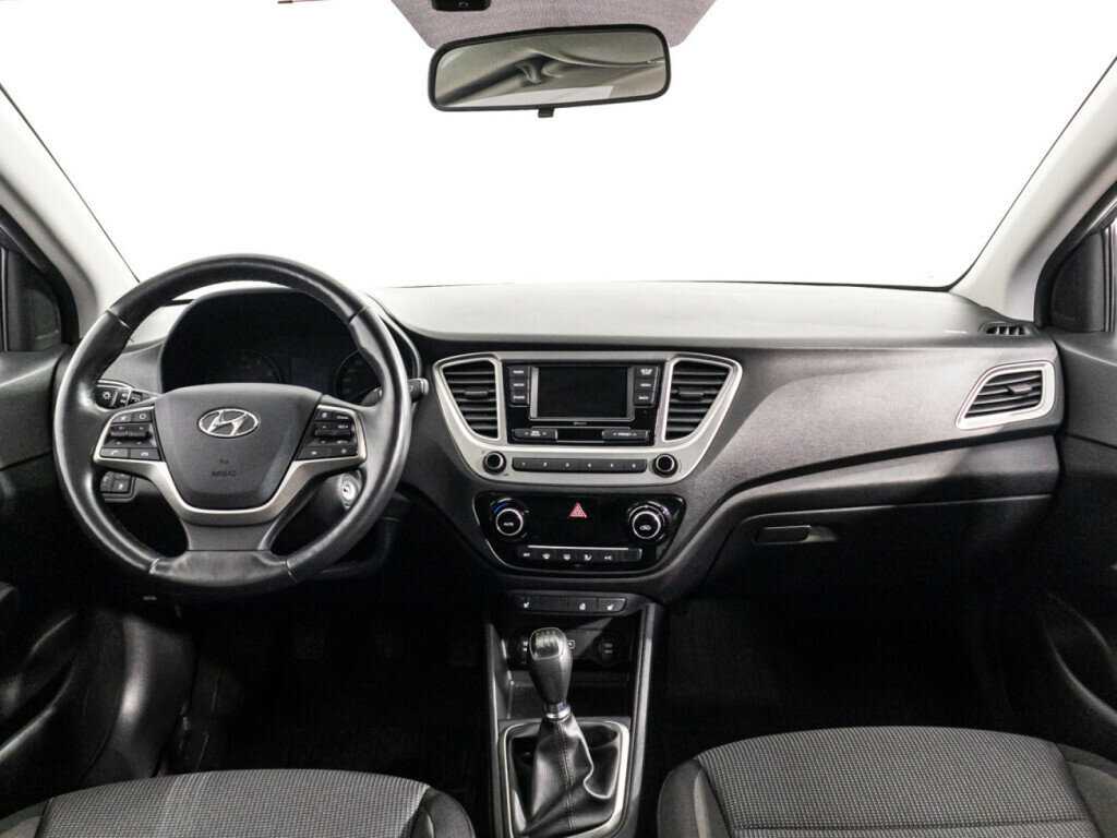 Hyundai Solaris б/у, 2019, Механическая. Фото: #12