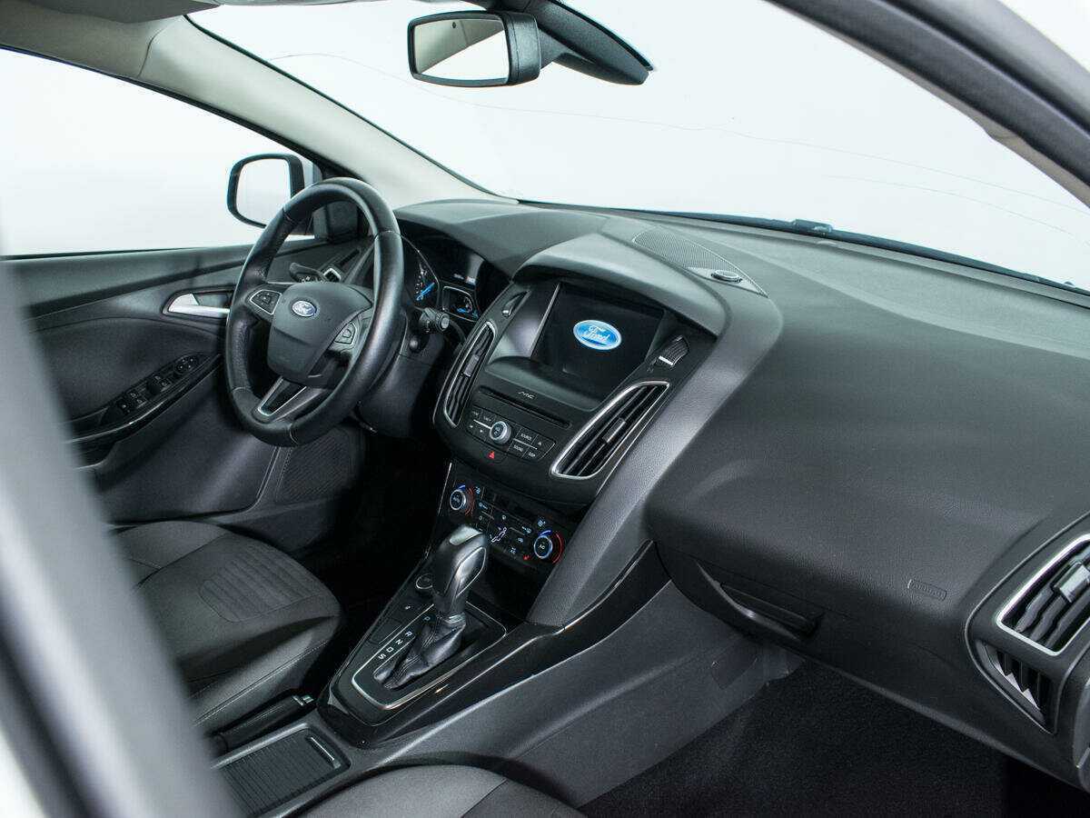 Ford Focus б/у, 2017, Автоматическая. Фото: #8