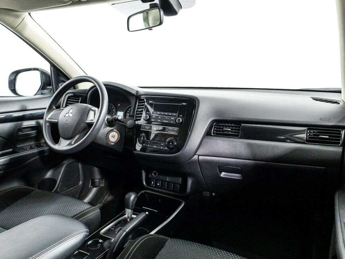 Mitsubishi Outlander б/у, 2019, Вариатор. Фото: #8