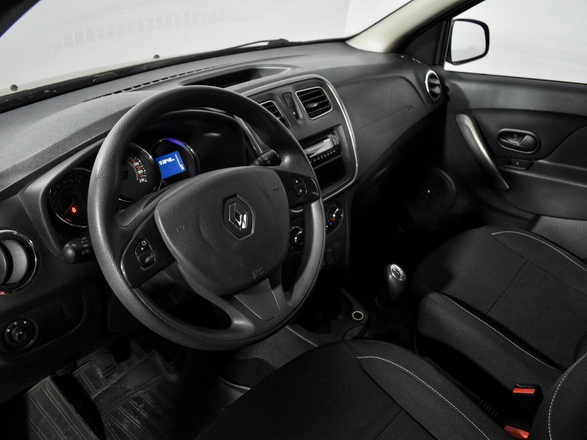 Renault Sandero б/у, 2014, Механическая. Фото: #8