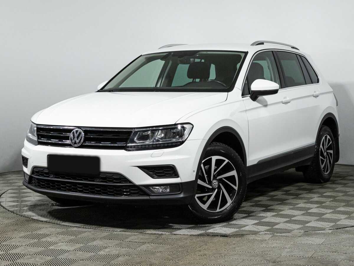 Volkswagen Tiguan б/у, 2018, Роботизированная. Посмотреть фото