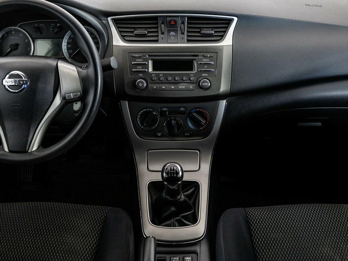 Nissan Sentra б/у, 2015, Механическая. Фото: #9