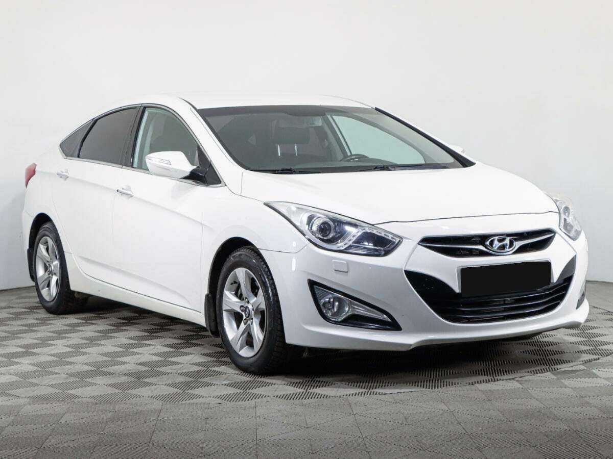 Hyundai i40 б/у, 2013, Автоматическая. Фото: #2