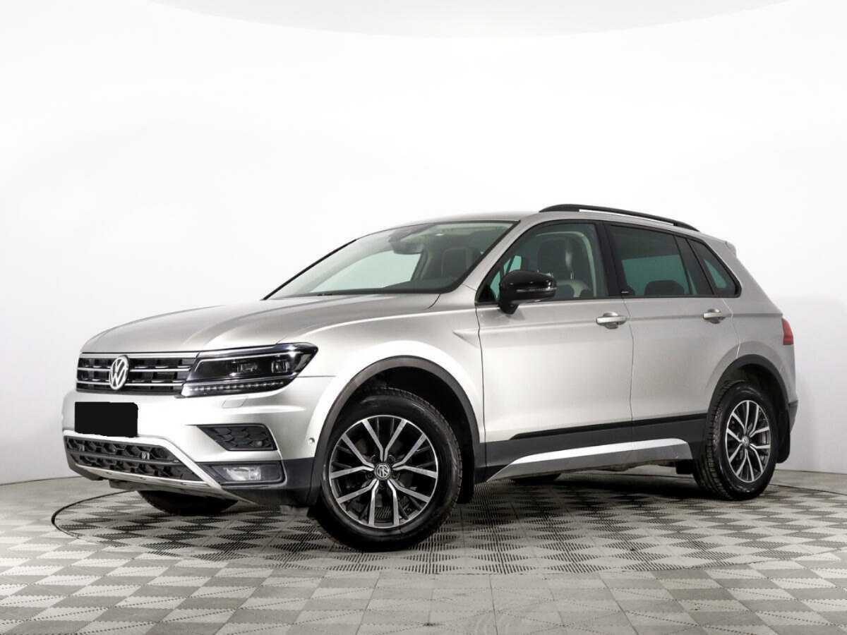Volkswagen Tiguan б/у, 2019, Роботизированная. Посмотреть фото