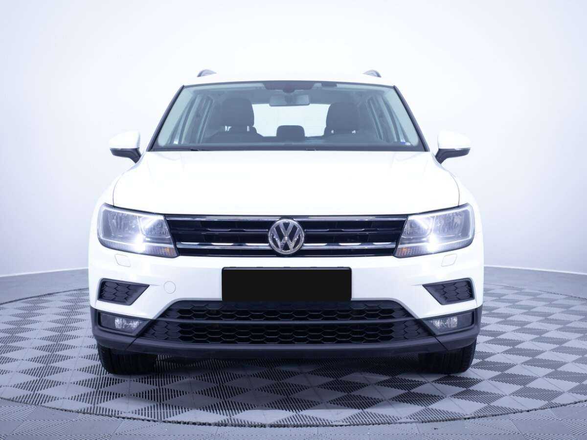 Volkswagen Tiguan б/у, 2018, Роботизированная. Фото: #1