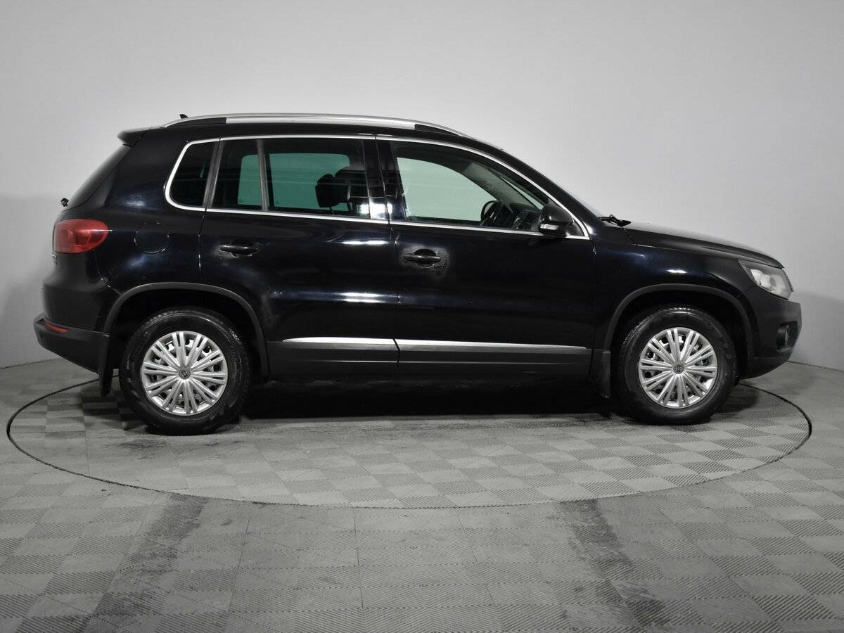 Volkswagen Tiguan б/у, 2012, Автоматическая. Фото: #4