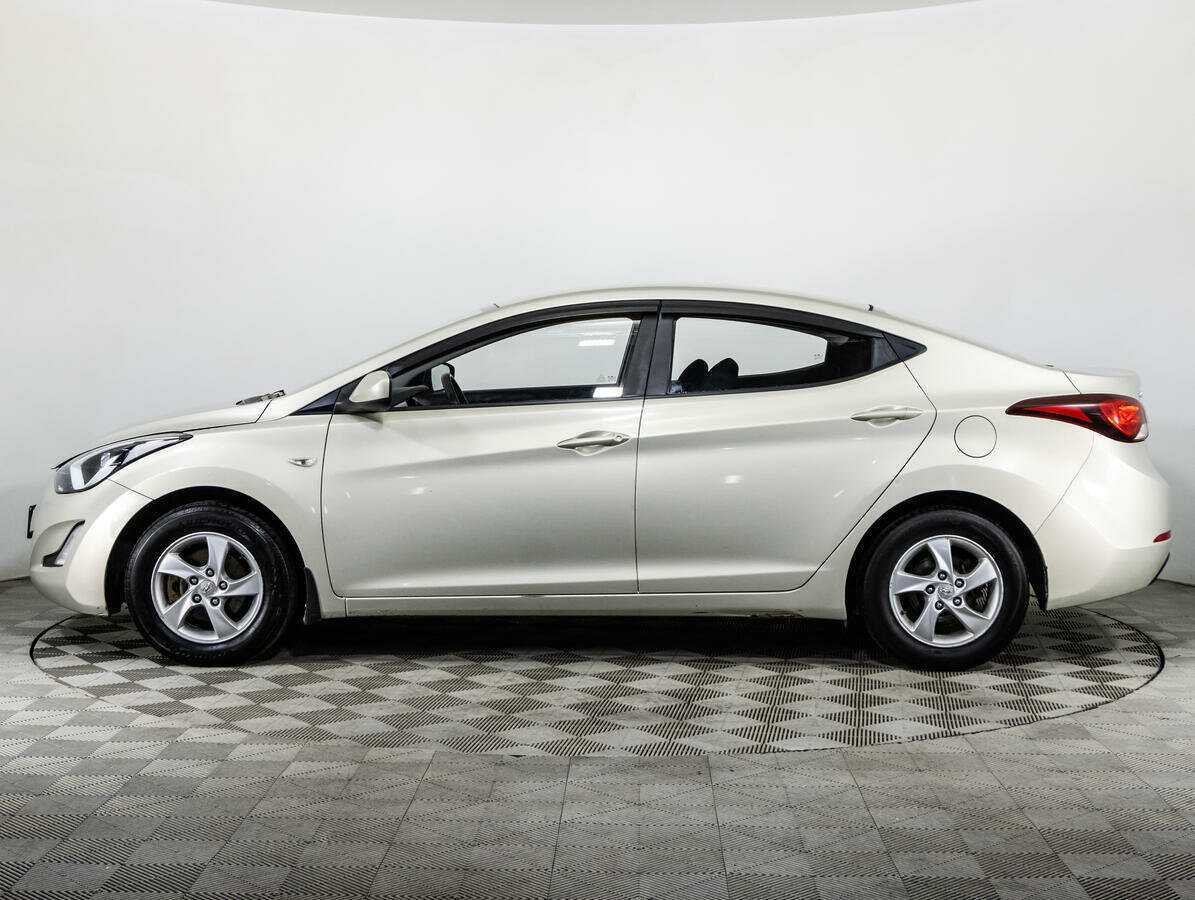 Hyundai Elantra б/у, 2015, Механическая. Фото: #7