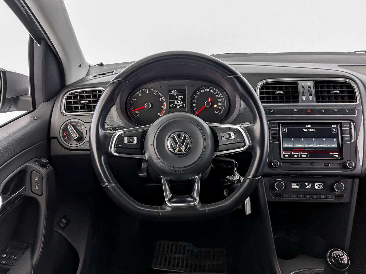 Volkswagen Polo б/у, 2019, Механическая. Фото: #19