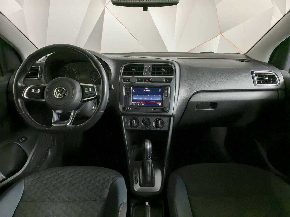 Volkswagen Polo б/у, 2019, Автоматическая. Фото: #9