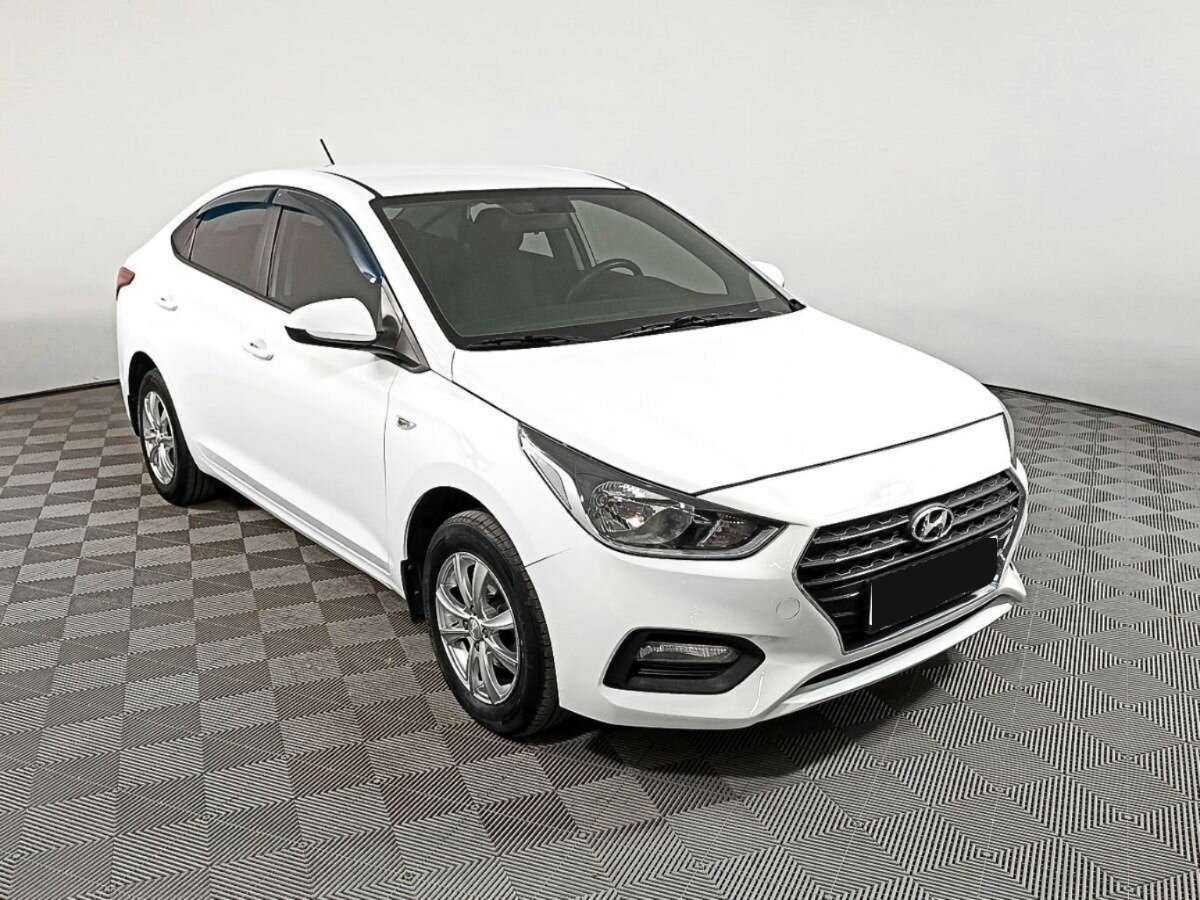 Hyundai Solaris б/у, 2017, Автоматическая. Фото: #2