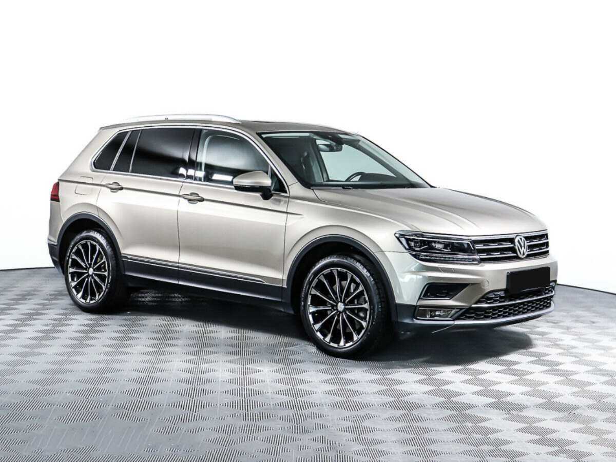 Volkswagen Tiguan б/у, 2017, Роботизированная. Фото: #2