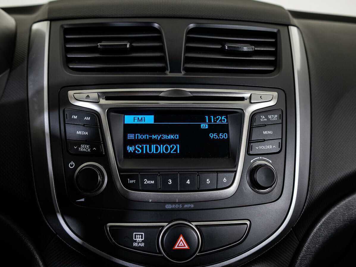 Hyundai Solaris б/у, 2016, Автоматическая. Фото: #11