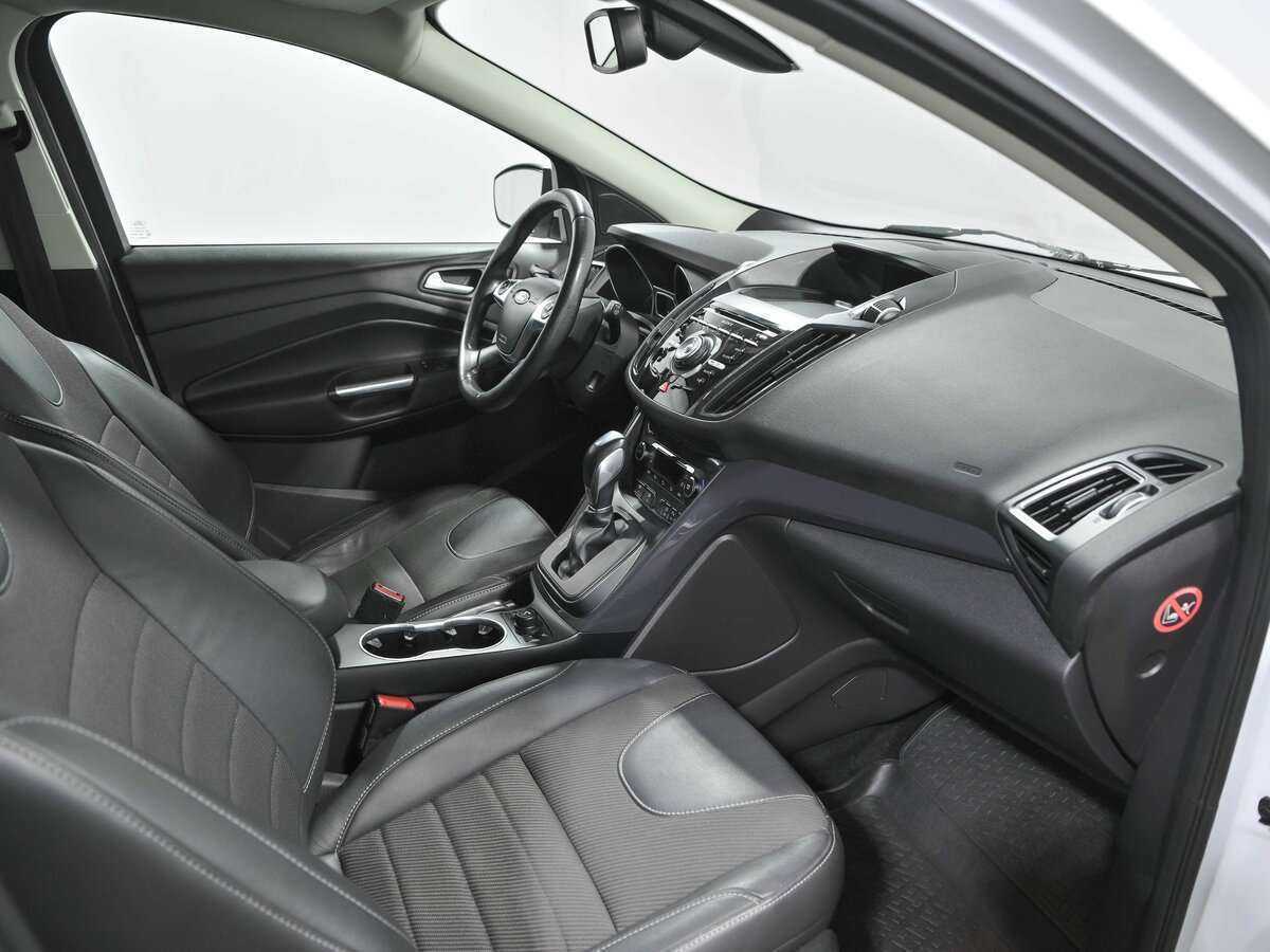 Ford Kuga б/у, 2016, Автоматическая. Фото: #6