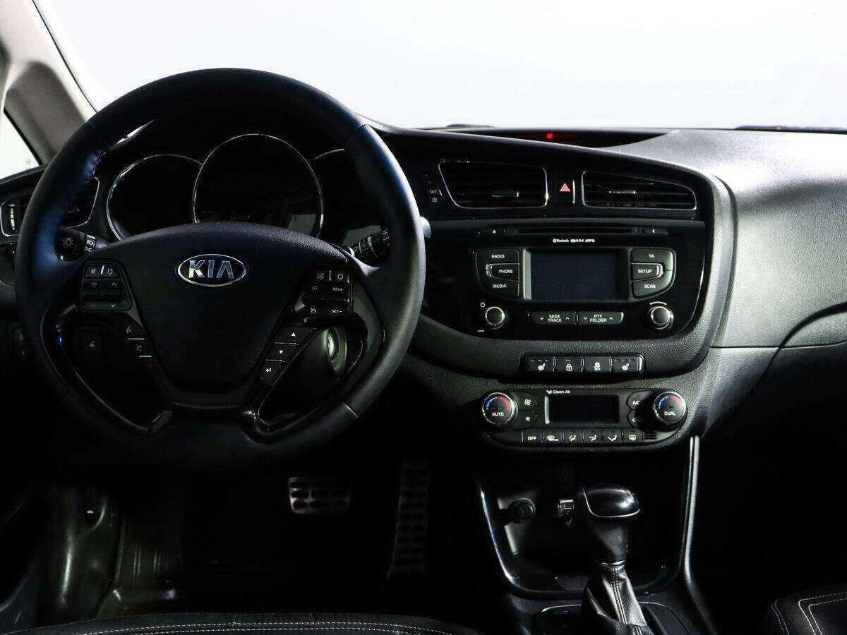 Kia Ceed б/у, 2013, Автоматическая. Фото: #11