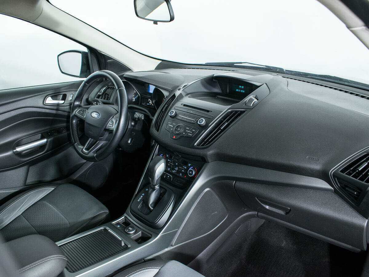 Ford Kuga б/у, 2017, Автоматическая. Фото: #8