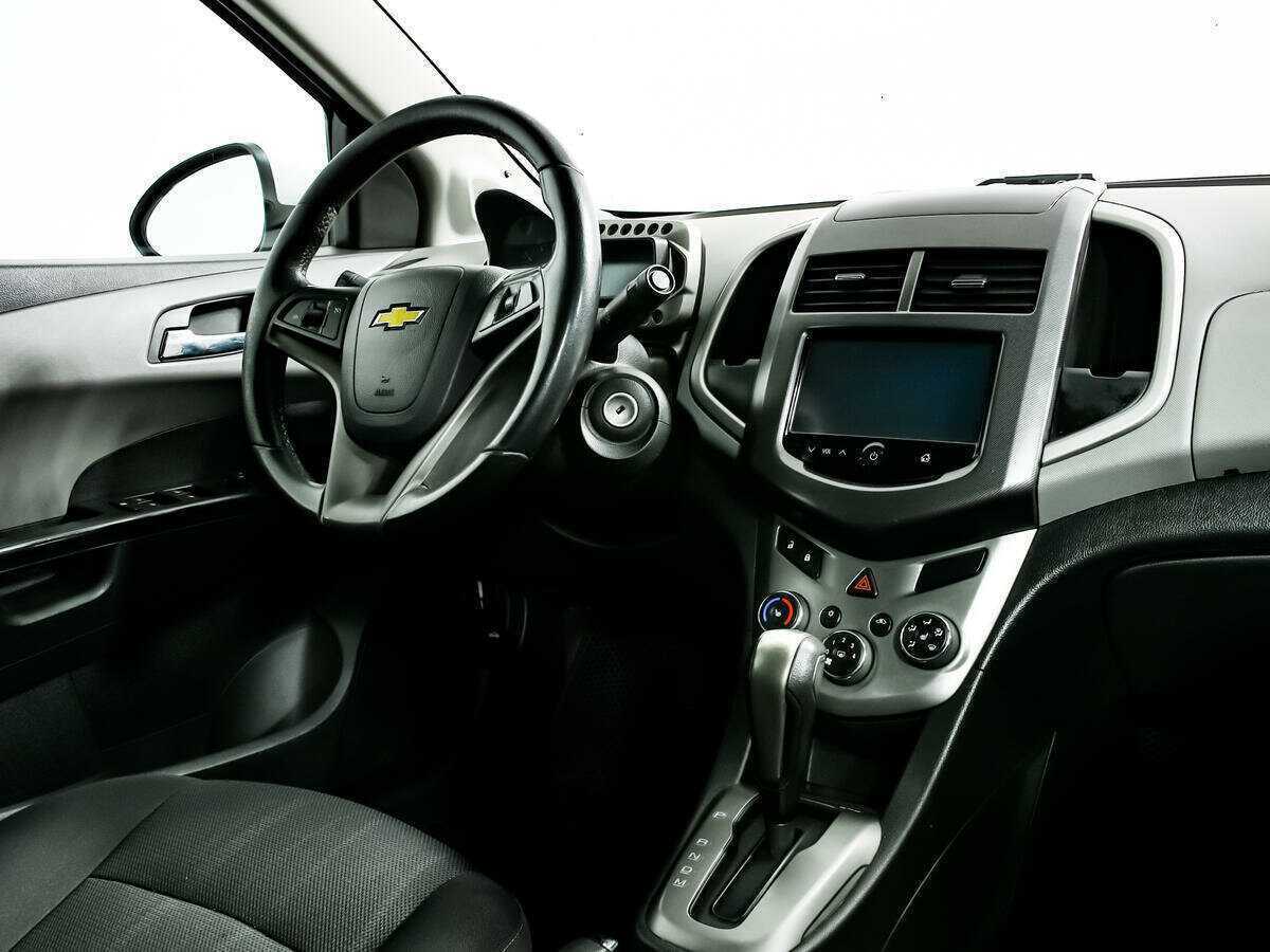 Chevrolet Aveo б/у, 2014, Автоматическая. Фото: #8