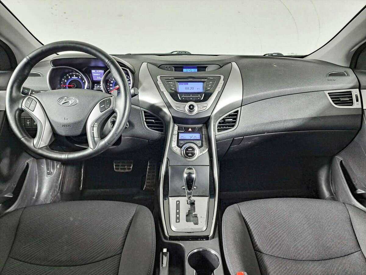 Hyundai Elantra б/у, 2013, Автоматическая. Фото: #11