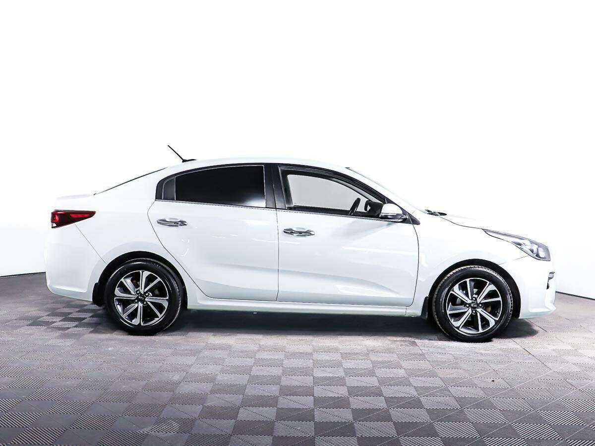 Kia Rio б/у, 2017, Автоматическая. Фото: #3