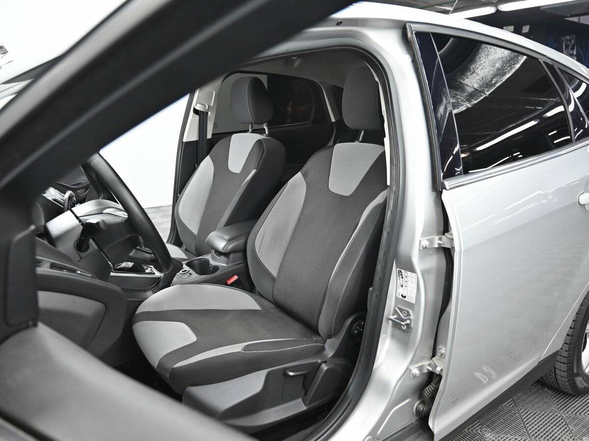 Ford Focus б/у, 2014, Механическая. Фото: #4