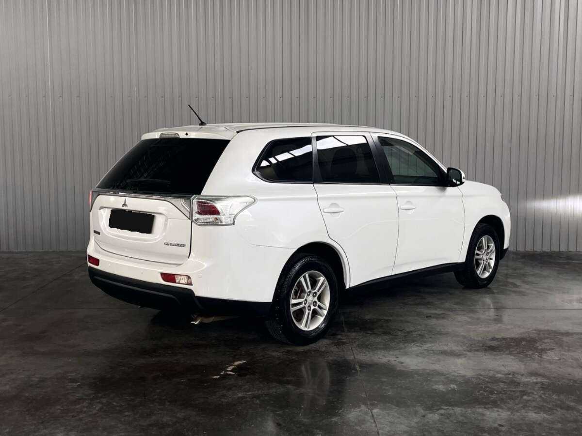 Mitsubishi Outlander б/у, 2013, Вариатор. Фото: #4