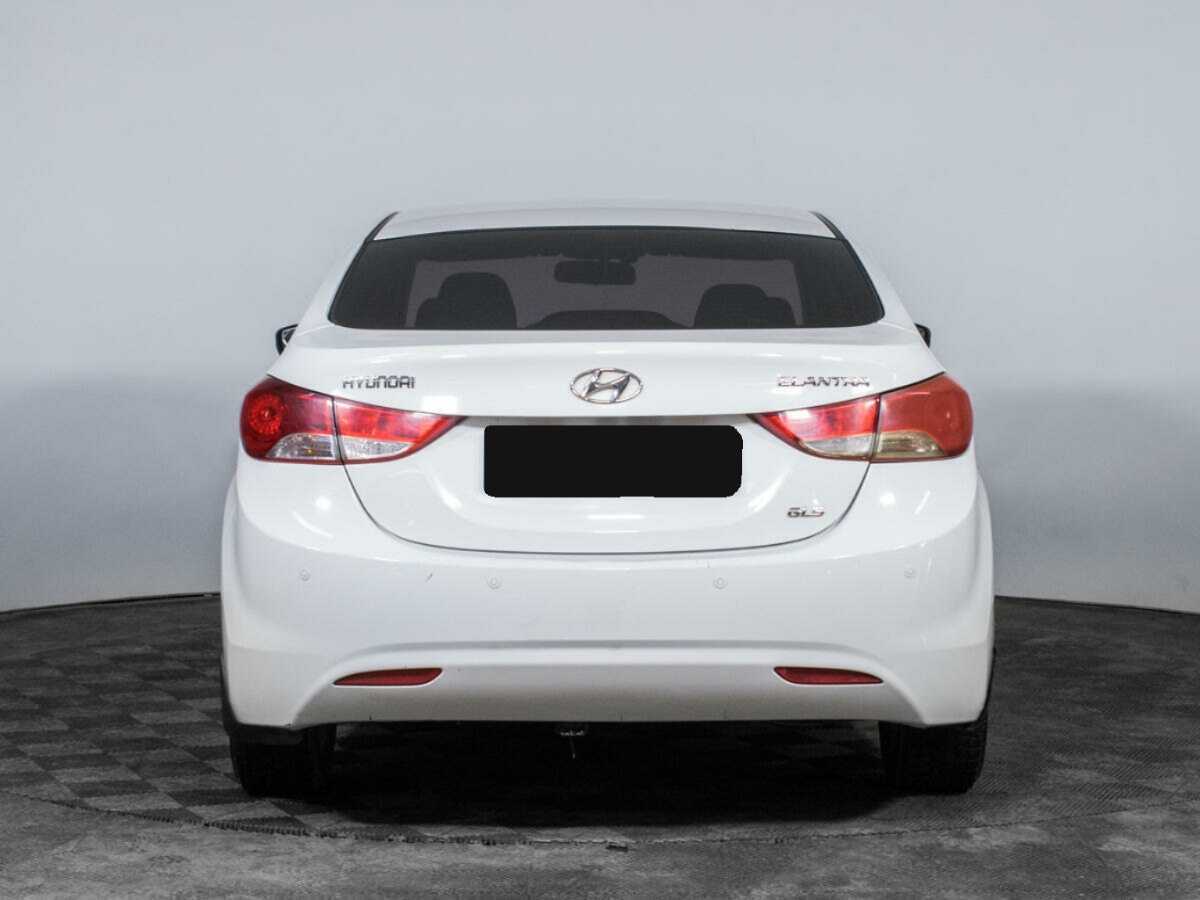 Hyundai Elantra б/у, 2013, Автоматическая. Фото: #5