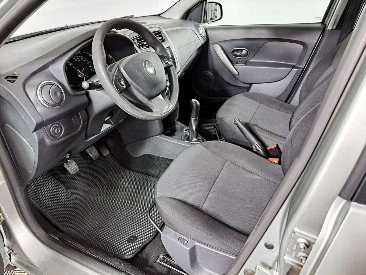 Renault Sandero б/у, 2015, Механическая. Фото: #13
