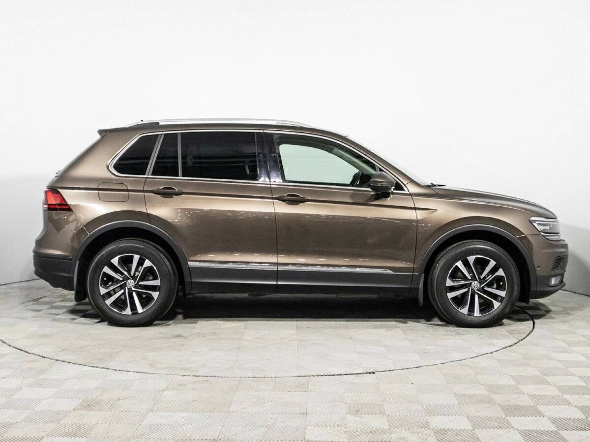 Volkswagen Tiguan б/у, 2019, Роботизированная. Фото: #3
